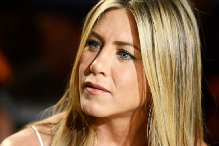 Megint meghátrált az oltár elől Jennifer Aniston