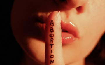 Medián: a többség nem szigorítana az abortusz szabályain