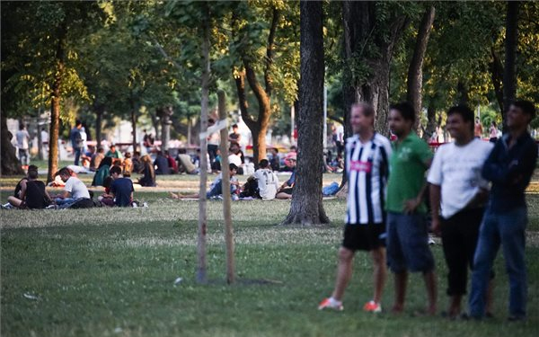 Az olasz főváros sem tud ennyi migránst befogadni