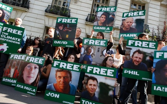 Oroszország - Szabadlábon az első Greenpeace-aktivisták