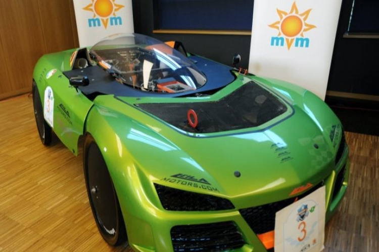 Újra környezetbarát autók versenye az MVM Energia Futamon