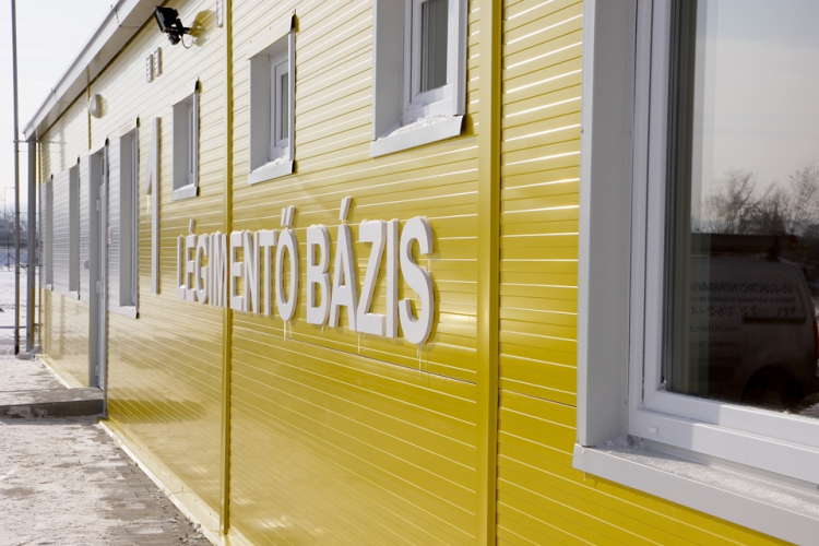 Az új légimentő bázisok projektje 2015 végéig fejeződhet be