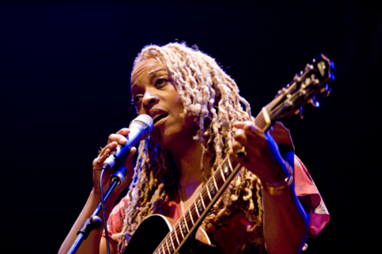 Cassandra Wilson fellépése nyitja meg csütörtökön a belgrádi dzsesszfesztivált