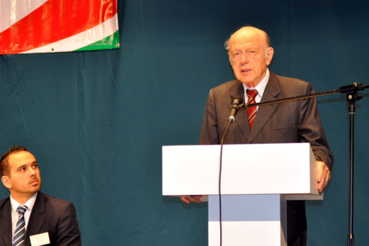 Szent István-díjat kapott a Rákóczi Szövetség elnöke