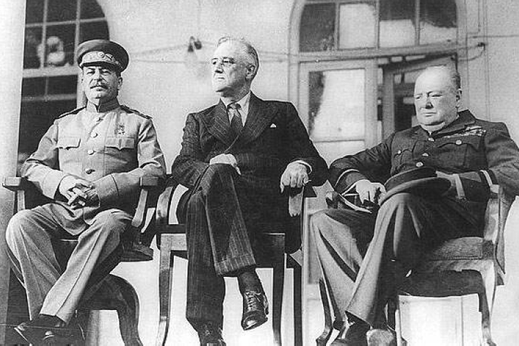 Újra kiadták Sztálin, Roosevelt és Churchill második világháborús levelezését