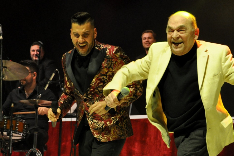 Kökény Attila koncertezni hívta Bodrogi Gyulát