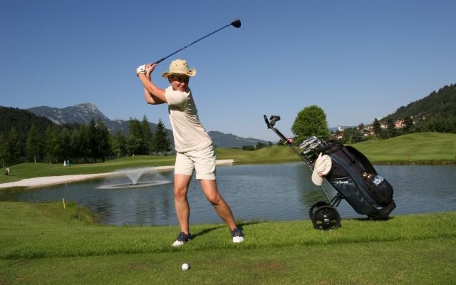 Az állam 15 millió forinttal támogatja a golfot