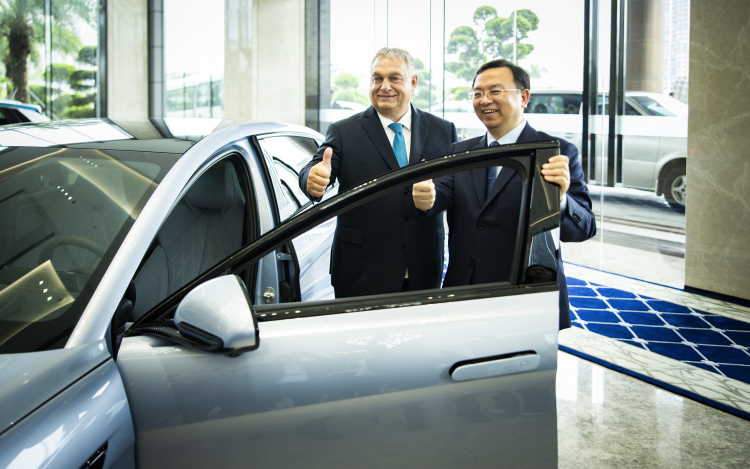 A BYD autógyártóhoz látogatott Orbán Viktor