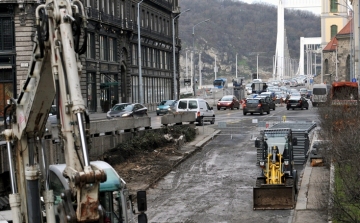 Ferenciek tere - Több környező utca forgalma is változik az átépítés miatt