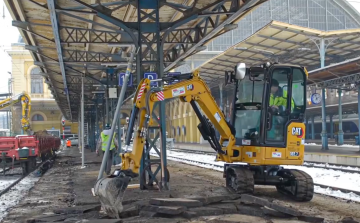 MÁV: akadálymentes peront alakítanak ki a Keleti Pályaudvaron