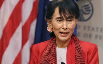 Aung Szan Szú Kji: a lélek forradalma hozhatja el a demokráciát