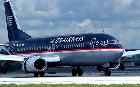 Az amerikai kormány beleegyezett a US Airways és az American Airlines összeolvadásába
