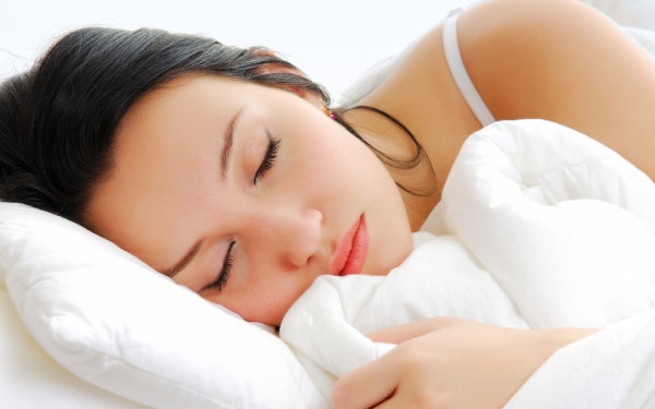 A legalább hétórás éjszakai alvás véd a szívbetegségektől